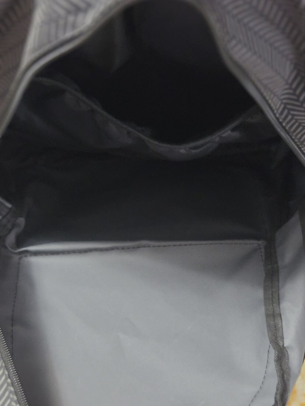 Eastsport Tech Backpack Black Gray Chevron Pattern School Travel Laptop Bag - Picture 3 of 3